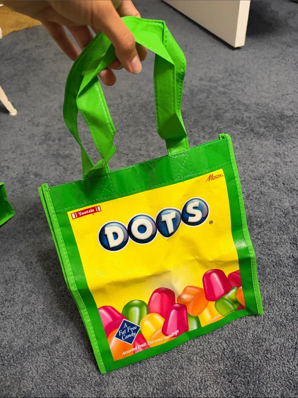 Dots bright logo